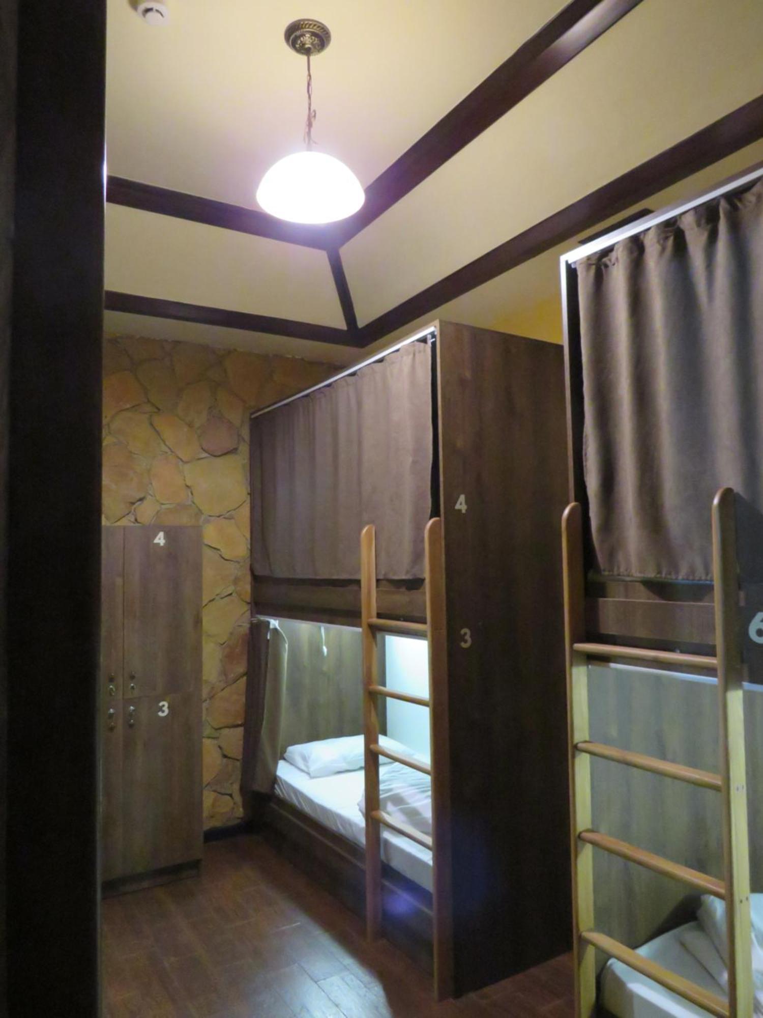 Hostel Jan In The Very Center Jerevan Buitenkant foto